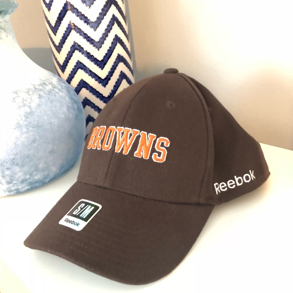 BROWNS FLEX FIT NFL ONFIELD REEBOK HAT